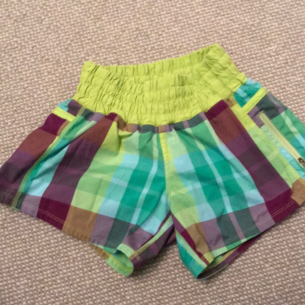 Running shorts